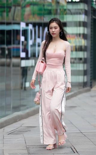 三年免费高清观看？真的假的！你知道是怎么做到的吗？
