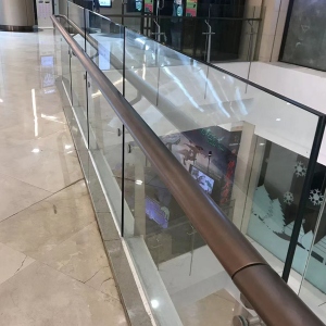 商(shāng)場過道防護護欄