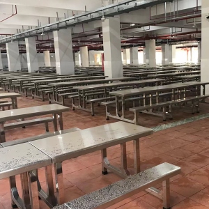 工(gōng)廠食堂不鏽鋼桌定制